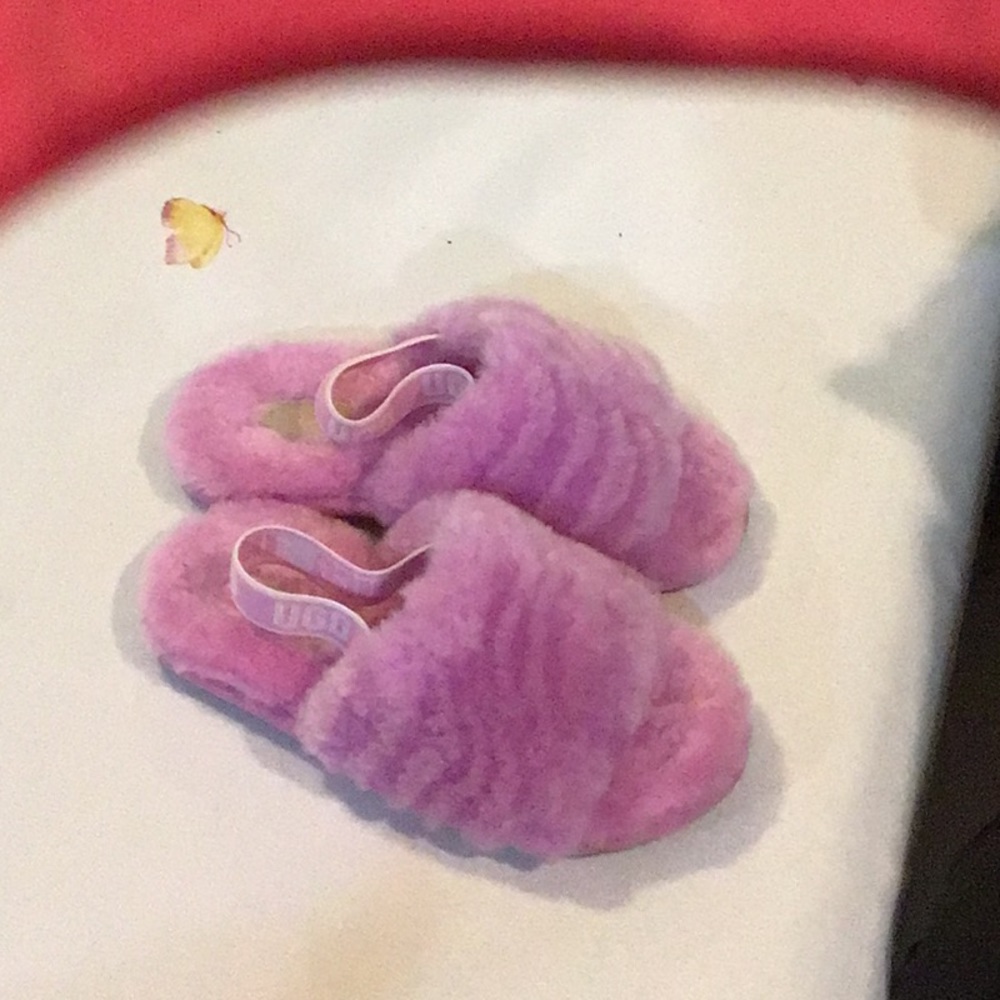 Kids Ugg Slippers!